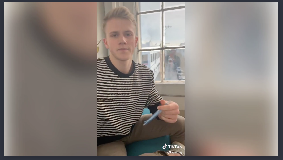 Como Adicionar um Fundo Desfocado em um Vídeo
